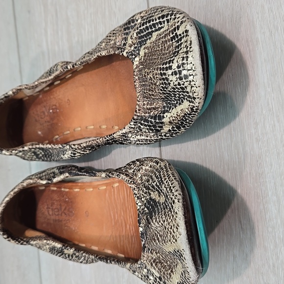 Tieks By Gavriell Snakeskin Ballet Flats Slide Leather Shoes Sz 9 - Picture 4 of 11